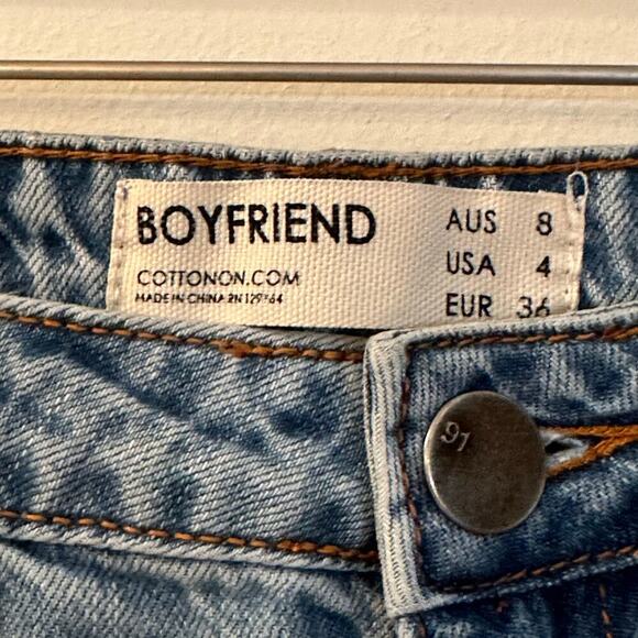 Cotton On Distressed Boyfriend Jeans sz 4 Distressed Loose Fit Jeans - Picture 7 of 7